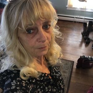 Meet your Posher, Brenda